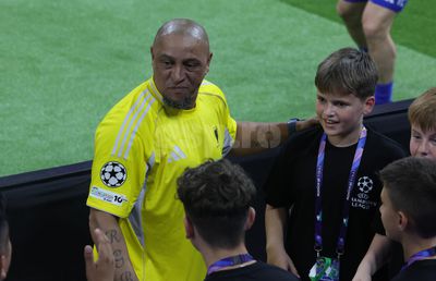 35 de Champions League pe teren la Munchen! Imagini colosale cu „grăsuții": de la Roberto Carlos la Mendieta sau Ribery