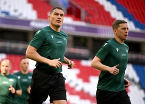 Primele imagini cu Istvan Kovacs pe Allianz Arena »  Arbitrul român a făcut antrenamentul oficial pe stadionul din München
