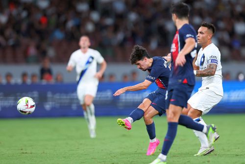 Vitinha și Lautaro Martinez se vor înfrunta sâmbătă, de la ora 22:00, pe Allianz Arena, pentru trofeul suprem
