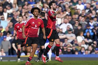 Impresarul fotbalistului negociază în Arabia Saudită » Suma astronomică pe care o încasează Manchester United