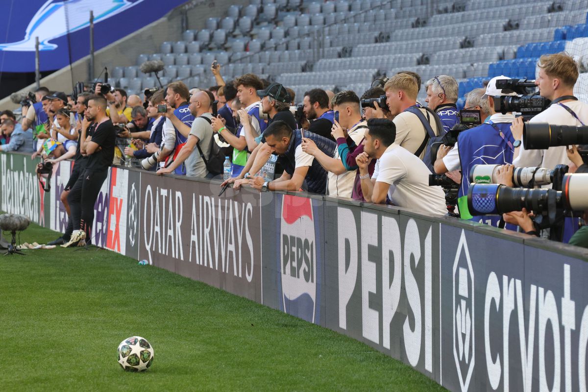 În mintea Parisului » 3 detalii din intimitatea lui PSG, înaintea marii finale cu Inter: scenele surprinse cu Dembele și Luis Enrique