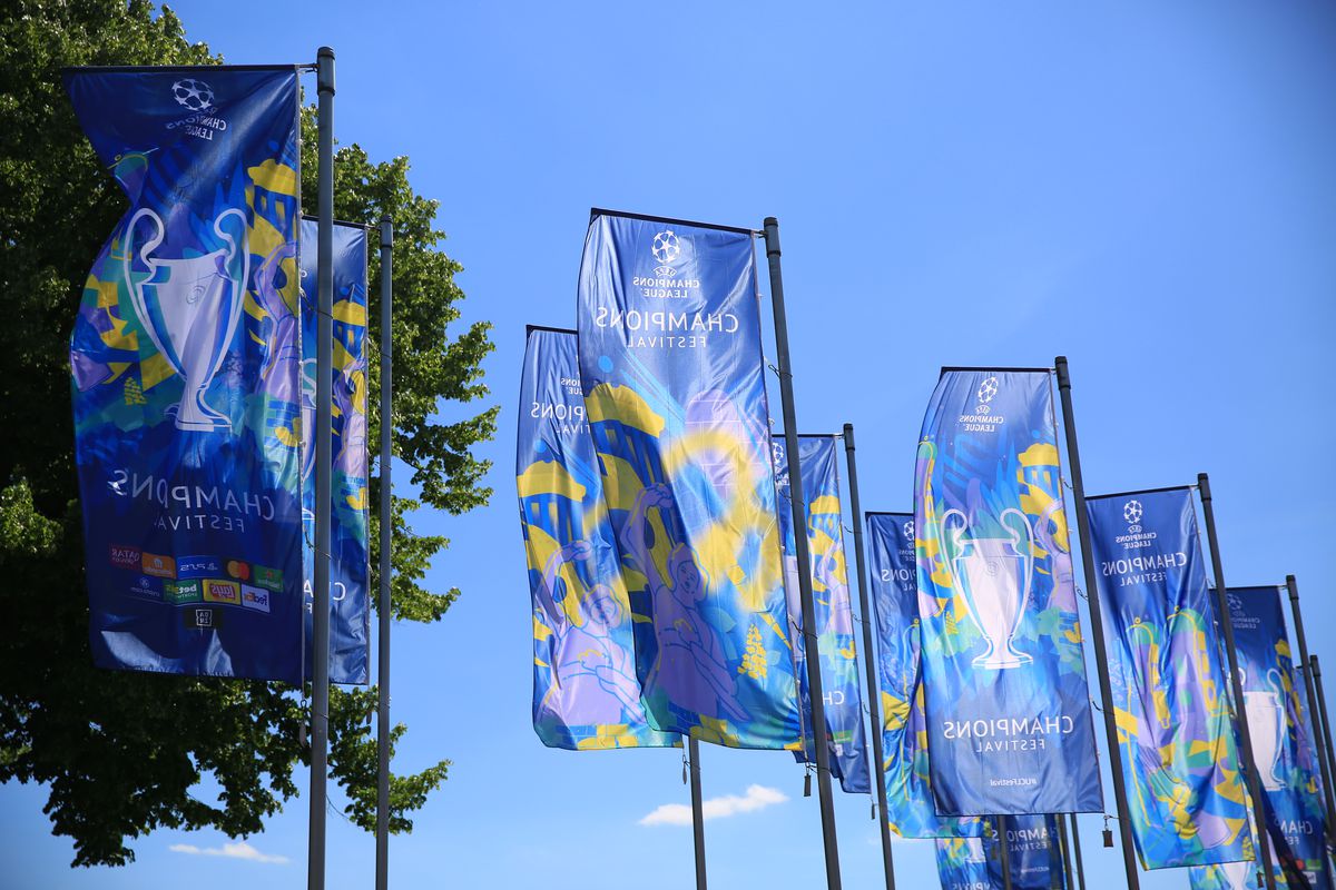 Cârnați și covrigi bavarezi, dar bere fără alcool! Reguli extrem de stricte pe stadionul unde se joacă finala Champions League, locul unde România a scris istorie la Euro