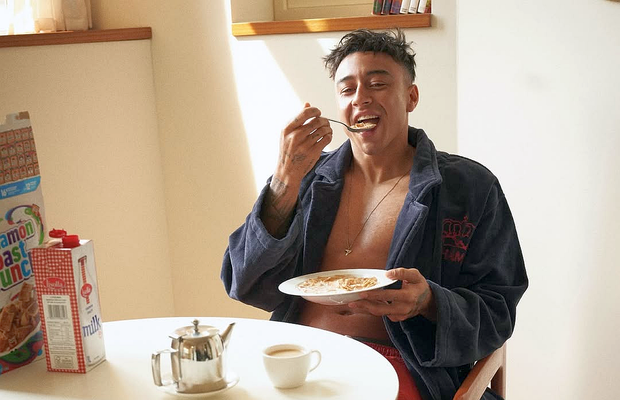 Jesse Lingard și-a uimit fanii cu noul look » De câte ori trebuie să se tundă în Coreea de Sud