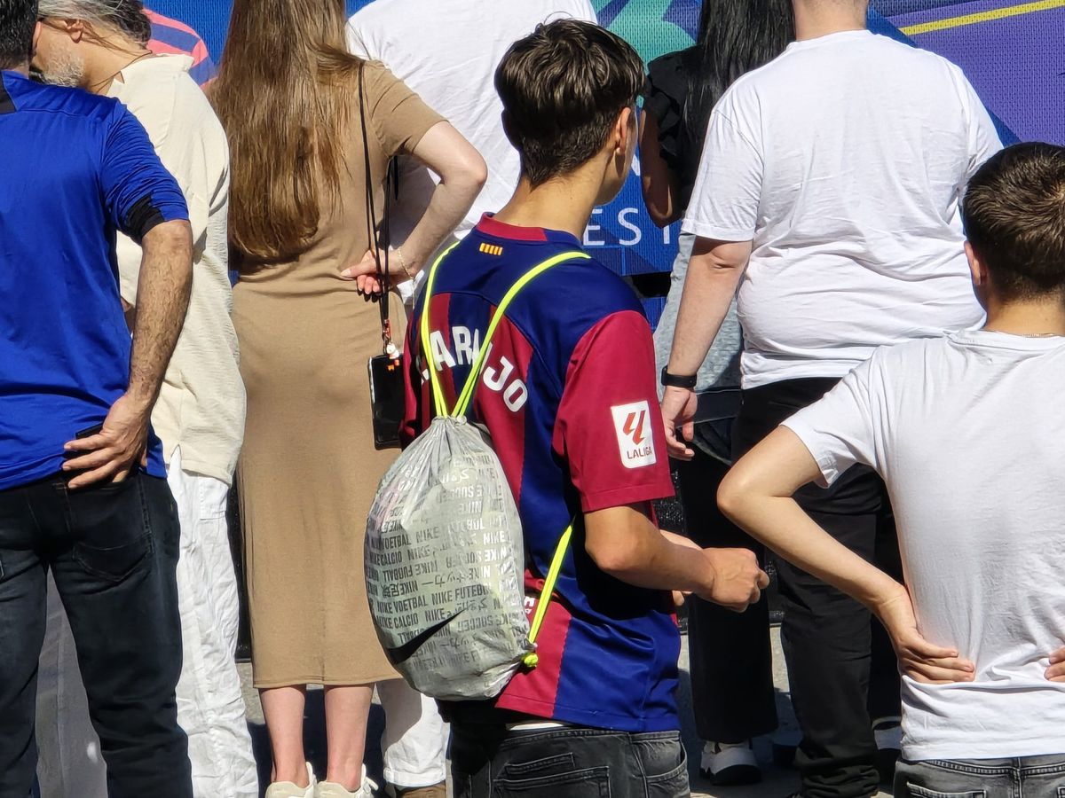 Țeapă! Finala blaugrana care n-a fost: sute de fani ai Barcelonei sunt la Munchen pentru Inter - PSG