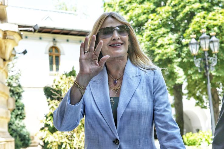 Nadia Comăneci, decorată cu Ordinul Naţional „Steaua României