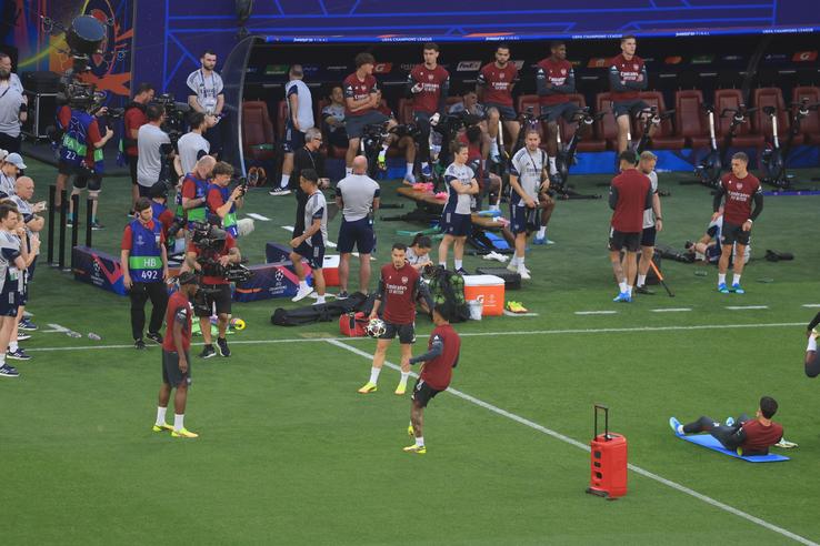 Imagini de la antrenamentul lui Arsenal FOTO: Ionuţ Iordache (GSP)