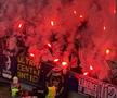 Imaginile cenzurate de UEFA la televizor! » Haos total după golul lui Dembélé: poliția a intrat în forță pe stadion. Foto: Andrei Crăițoiu (GSP.RO)
