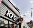 Un KFC din nordul Londrei l-a înlocuit pe Colonelul Sanders cu Mikel Arteta / Foto: Facebook