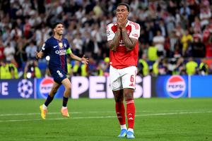 Imaginea zilei la Budapesta! Ce făcea Marquinhos, căpitanul lui PSG, în timp ce colegii lui declanșaseră sărbătoarea