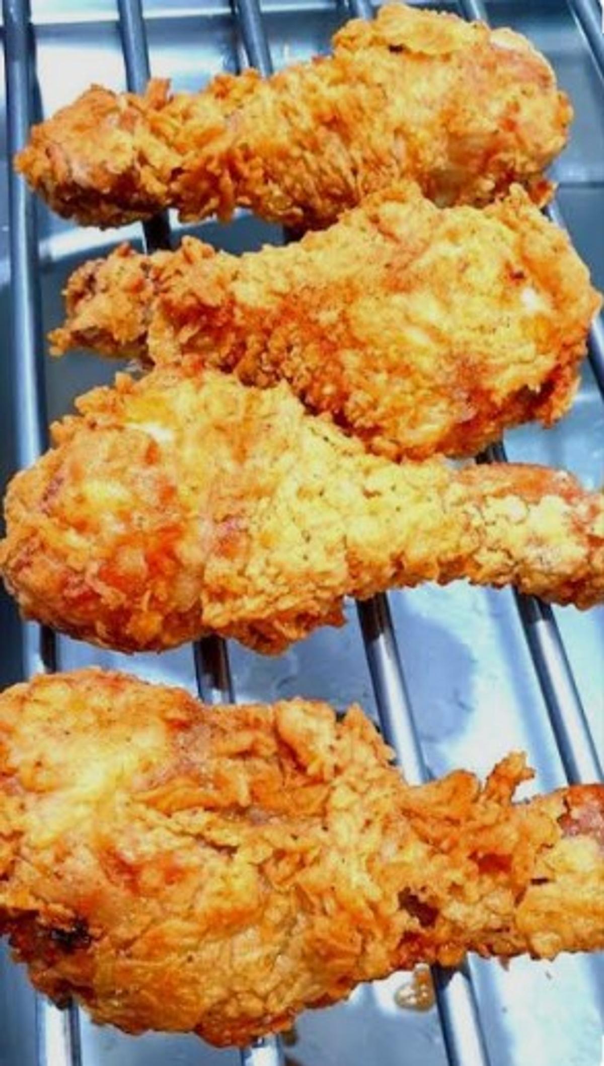 KFC s-a rebranduit cu Mikel Arteta ca imaginea celebrului lanț fast food