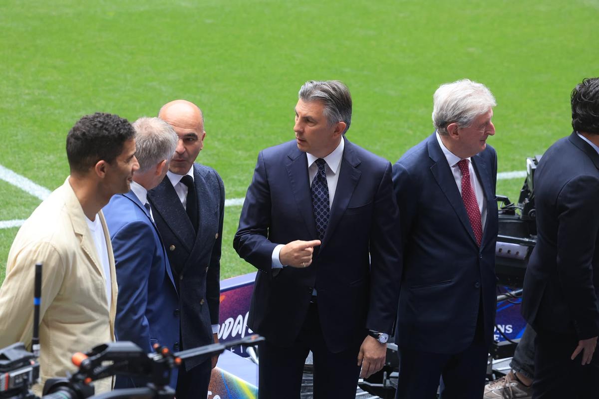 Ionuț Lupescu, pe gazon la finala Ligii Campionilor dintre PSG - Arsenal! Ce rol are