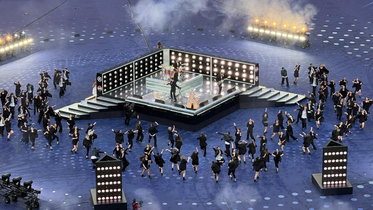 Rockerii de la „The Killers”, show total la finală