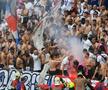 PSG-Arsenal. Ultrașii lui PSG s-au dezbrăcat la pielea goală pe Puskás Aréna. Foto: Ionuț Iordache (GSP.RO)