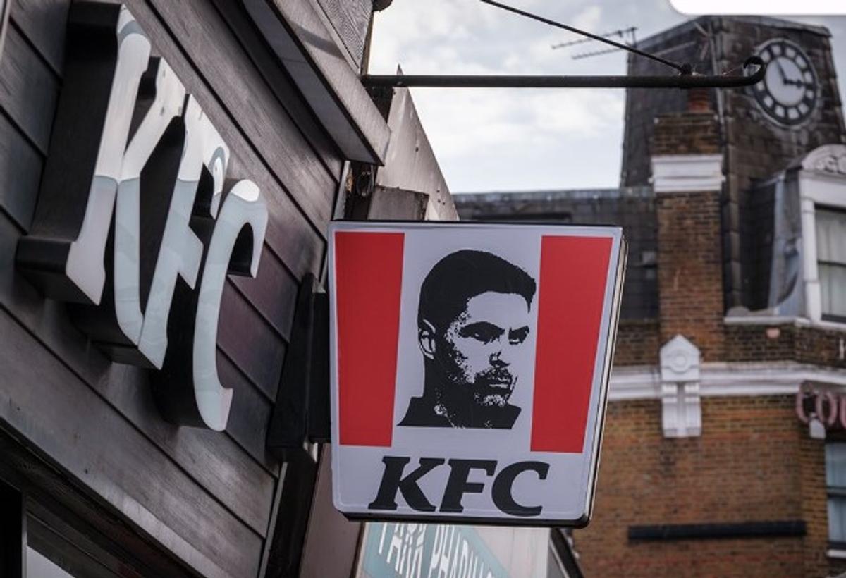 KFC s-a rebranduit cu Mikel Arteta ca imaginea celebrului lanț fast food
