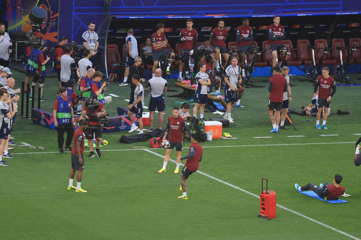 PSG - Arsenal, marea finală a Ligii Campionilor » Corespondenții GSP transmit din Budapesta cele mai noi informații