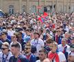 Fanii lui PSG au plecat spre stadion // FOTO: Ionuț Iordache (GSP.ro)