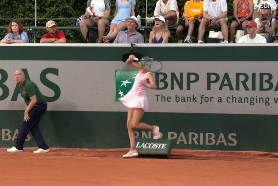 Foto: X.com Revoltă la Roland Garros! Au răbufnit după momentele de groază de pe teren: „Trebuie să așteptăm până se accidentează cineva grav?!”