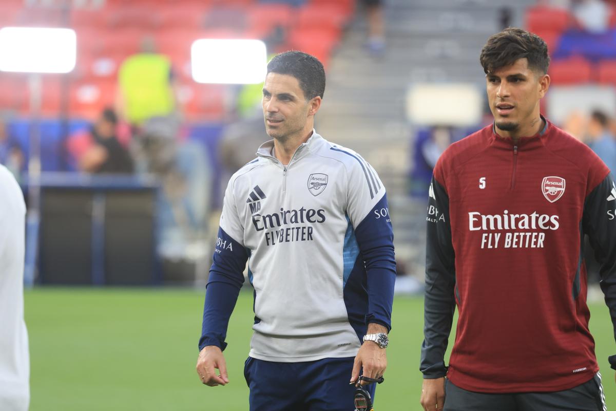 Imagini de la antrenamentul oficial al lui Arsenal