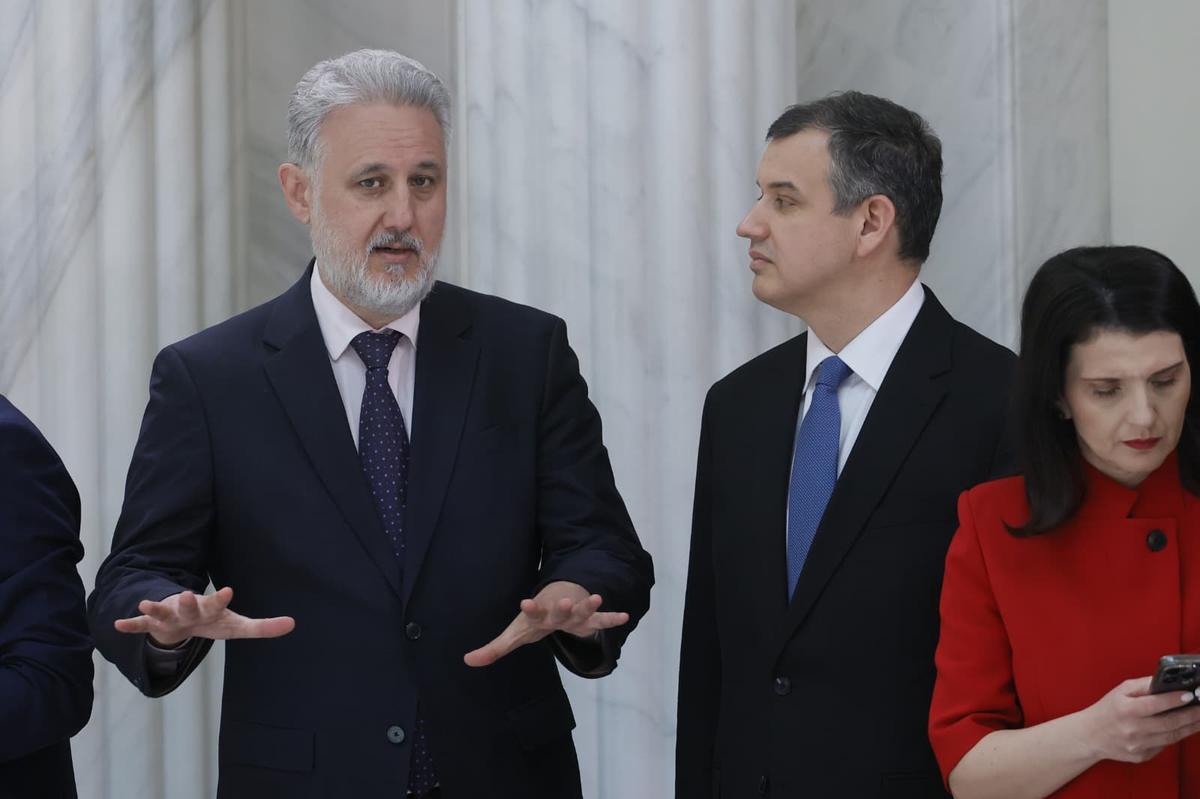 Nadia Comăneci, decorată cu Ordinul Naţional „Steaua României" în grad de Mare Cruce