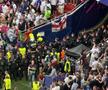 Imaginile cenzurate de UEFA la televizor! » Haos total după golul lui Dembélé: poliția a intrat în forță pe stadion. Foto: Andrei Crăițoiu (GSP.RO)