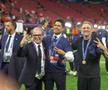 Nasser Al-Khelaïfi i-a rugat pe fani să se bucure cu măsură până când echipa se întoarce la Paris // foto: X @Actu Foot