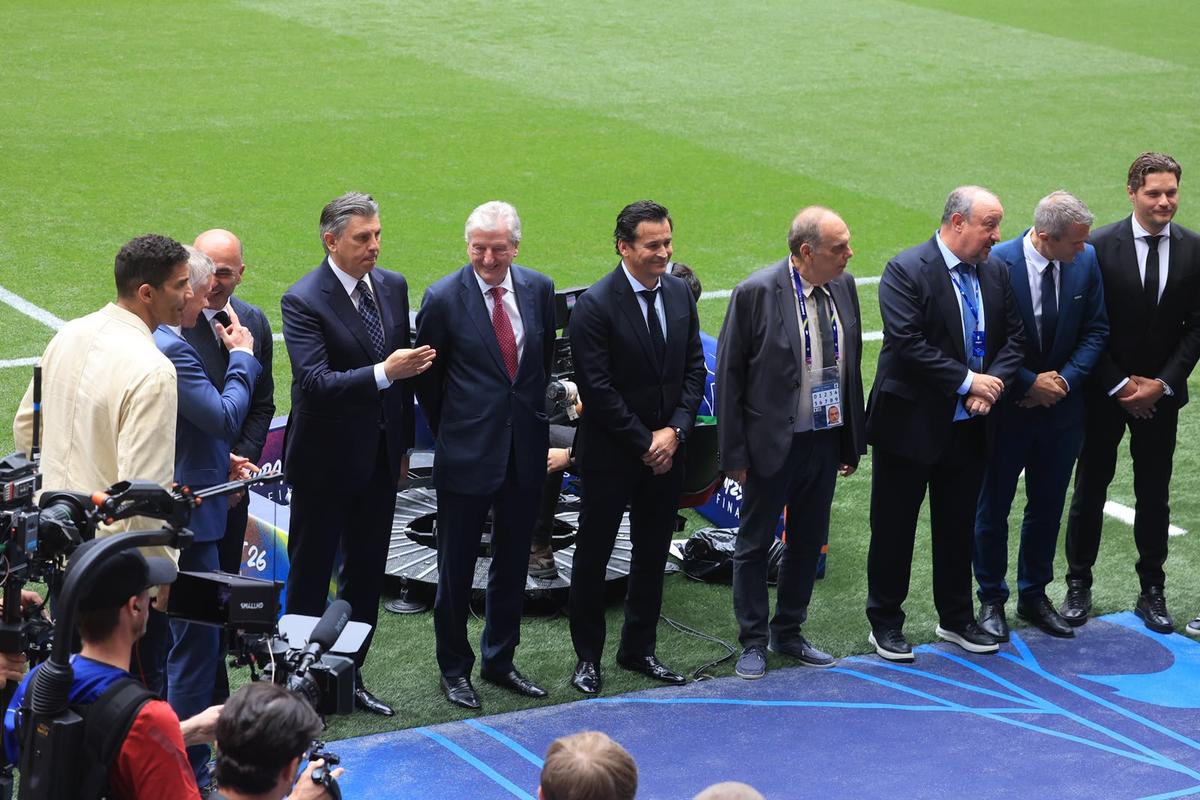 Ionuț Lupescu, pe gazon la finala Ligii Campionilor dintre PSG - Arsenal! Ce rol are