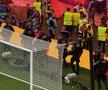 Imaginile cenzurate de UEFA la televizor! » Haos total după golul lui Dembélé: poliția a intrat în forță pe stadion. Foto: Andrei Crăițoiu (GSP.RO)
