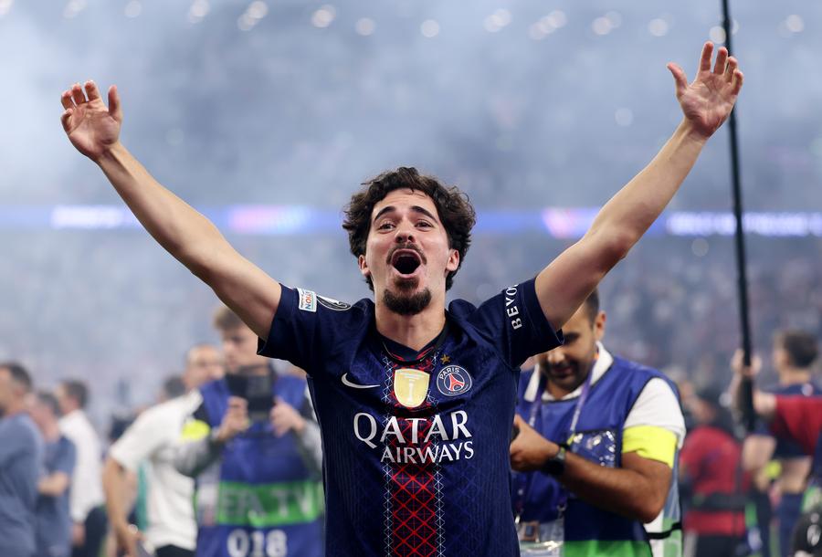 Vitinha a fost desemnat cel mai bun fotbalist din finala PSG - Arsenal // foto: Getty Images El a fost ales omul finalei PSG - Arsenal