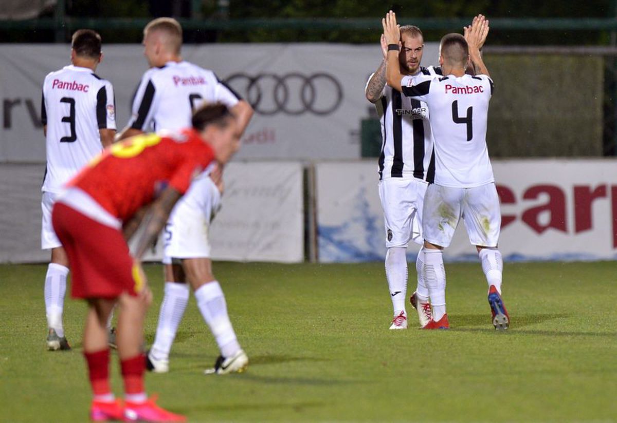 NOTE GSP: Jucătorii de la FCSB, penibili la Giurgiu! Cine s-a făcut de râs contra unei echipe fără obiectiv