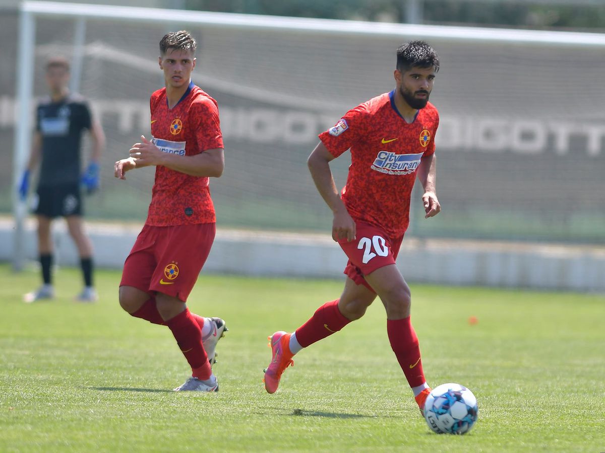 Amical FCSB - Viitorul Tg. Jiu 5-1 / FOTO: Facebook @FCSBOfficial