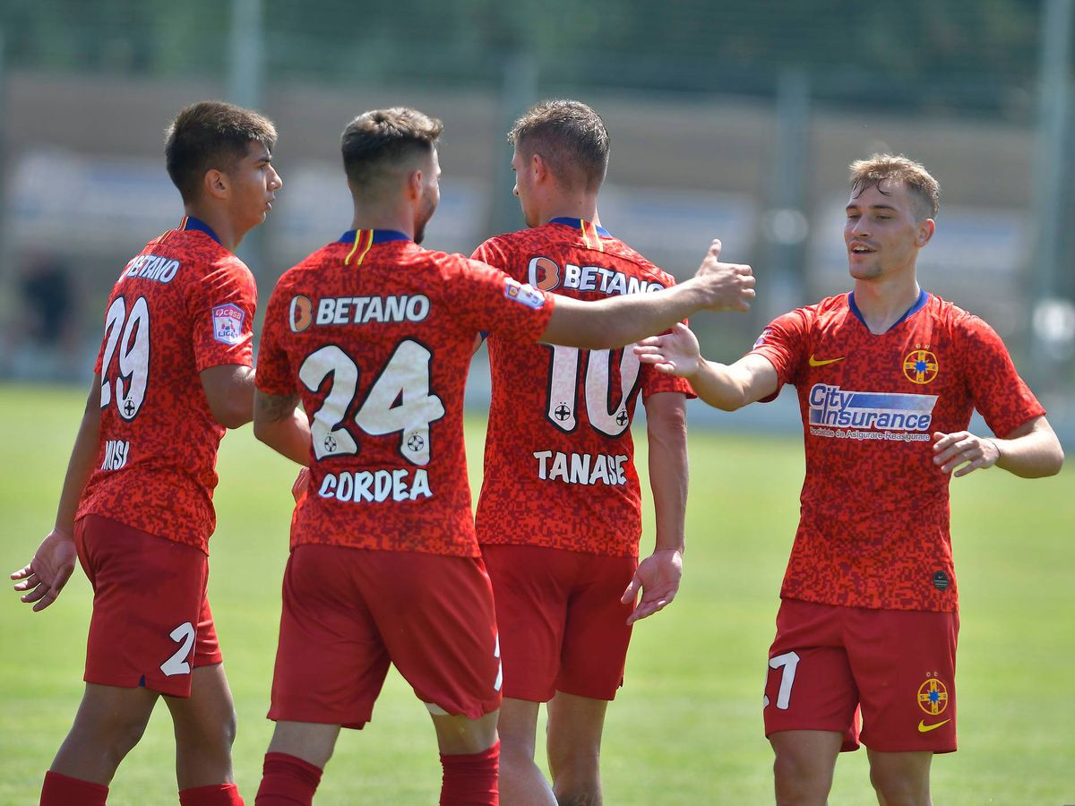 Toropiți de zgârcenie: cum a făcut Becali o economie de 100.000 de euro pe cheltuiala jucătorilor de la FCSB