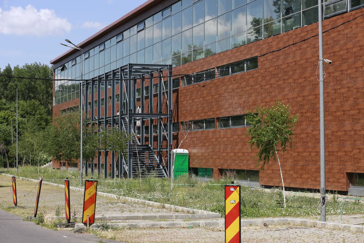 Se reiau lucrările în orașul care a dat mari campioane » Așteptare de 14 ani