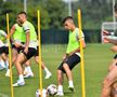 Cătălin Cîrjan (centru) la antrenamentul echipei Rapid (foto: Cristi Preda/GSP)