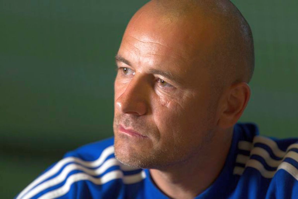 Confesiune cutremurătoare a lui Dan Vasilică: „Am avut cancer la ficat. Făceam chimioterapie rezemat de o chiuvetă, apoi conduceam ca să ajung la echipă, deși nici nu puteam să calc ambreiajul”