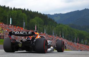 Max Verstappen, cel mai rapid în calificările Marelui Premiu al Austriei » Surprize pe grilă: piloții Ferrari au dat lovitura