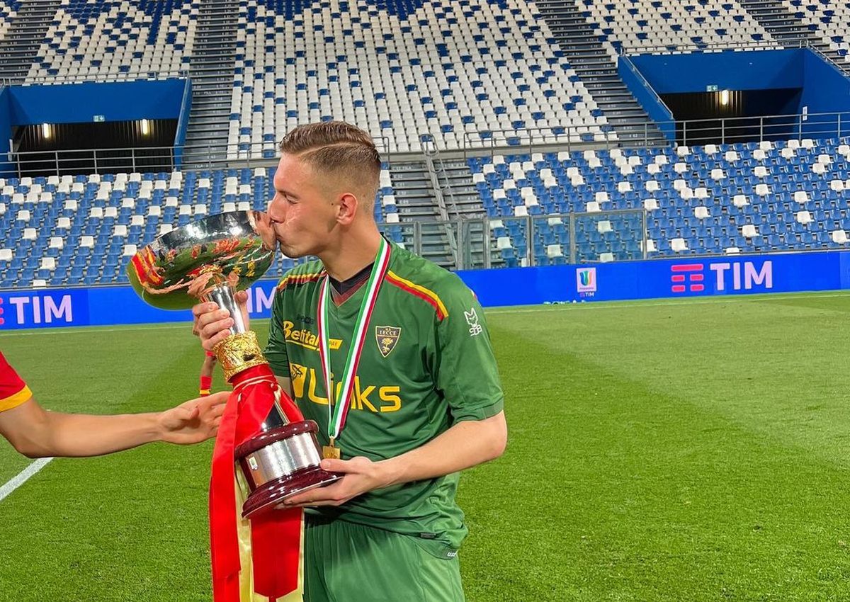 FCSB vrea să aducă un portar român care joacă în Italia! GSP are primele detalii