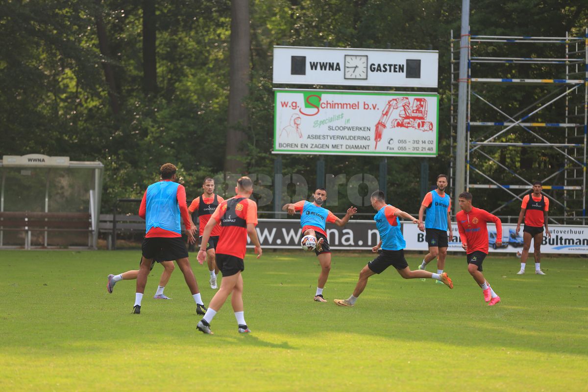 El e jucătorul #1 în cantonamentul din Olanda » Se conturează un lider în vestiarul FCSB! + VIDEO cu două execuții de senzație