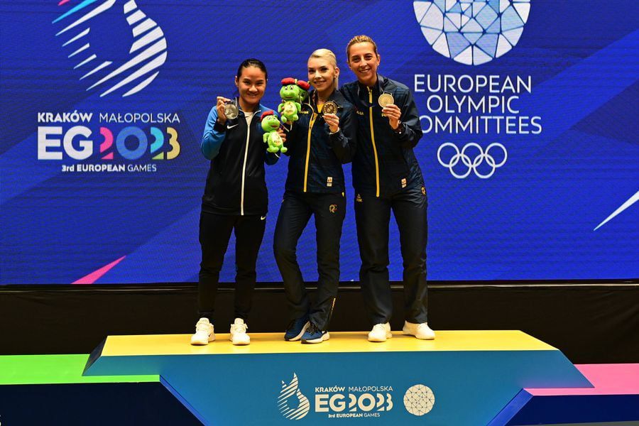 Două vești excelente de la Jocurile Europene 2023 » Lăcrămioara Perijoc și echipa feminină de tenis de masă luptă sâmbătă pentru aur!