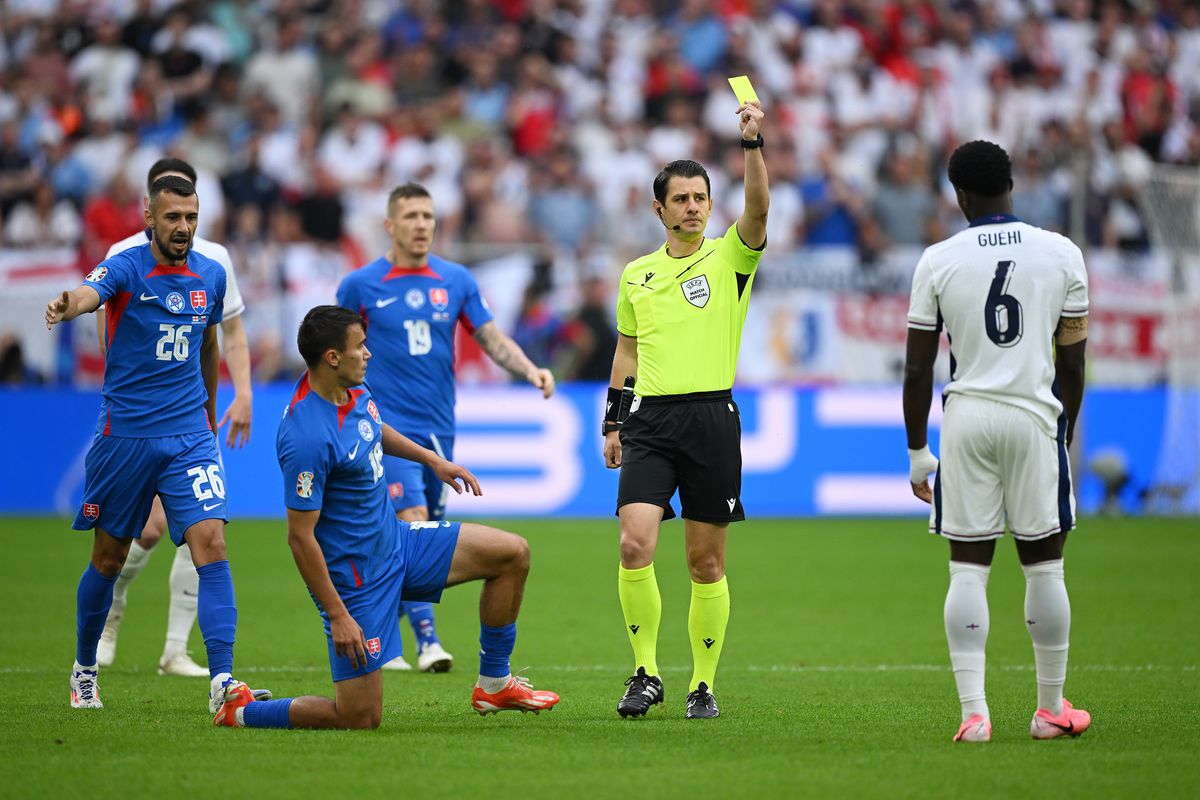 Lovit din toate părțile, Gareth Southgate a explicat de ce a întârziat schimbările în Anglia - Slovacia: „Știu că sună ridicol”