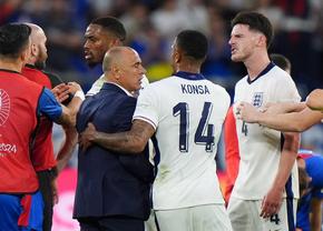 Moment incredibil la finalul partidei dintre Anglia și Slovacia » Un star al „The Three Lions” l-a numit „p***ă cheală” pe Francesco Calzona
