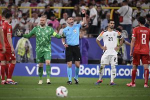 De ce s-a întârziat startul reprizei secunde la meciul Germania - Danemarca: n-a avut legătură cu furtuna dinainte » „A fost arestat!”
