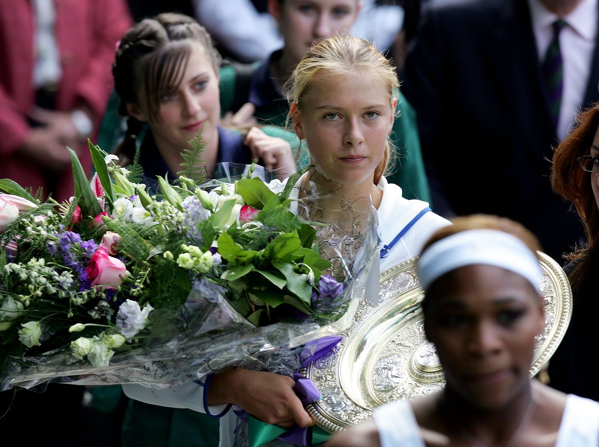 Maria Sharapova, vizită la Wimbledon după 20 de ani de la triumful său neașteptat pe iarba londoneză