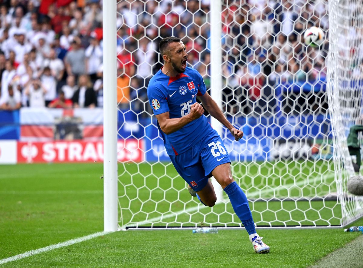 Lovit din toate părțile, Gareth Southgate a explicat de ce a întârziat schimbările în Anglia - Slovacia: „Știu că sună ridicol”