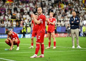 Dărâmați, dar împreună » Ce s-a întâmplat după finalul dureros din Germania - Danemarca: gestul lui Eriksen și jucătorul care nu se putea ridica
