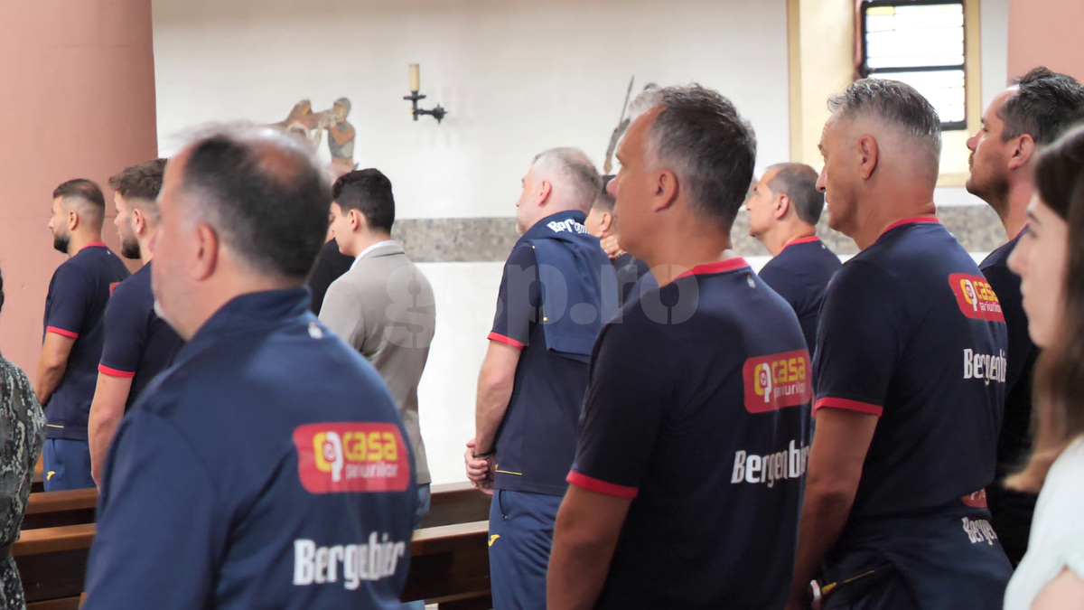 Edward Iordănescu a mers la Liturghie » Mesaj în fața a zeci de români: „Suntem creștini ortodocși, care se închină la Dumnezeu, nu la caracatiță”