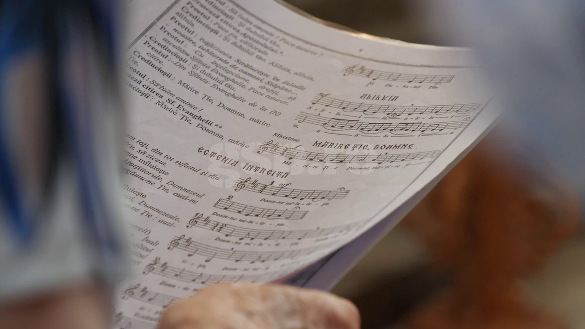 Edward Iordănescu a mers la Liturghie » Mesaj în fața a zeci de români: „Suntem creștini ortodocși, care se închină la Dumnezeu, nu la caracatiță”