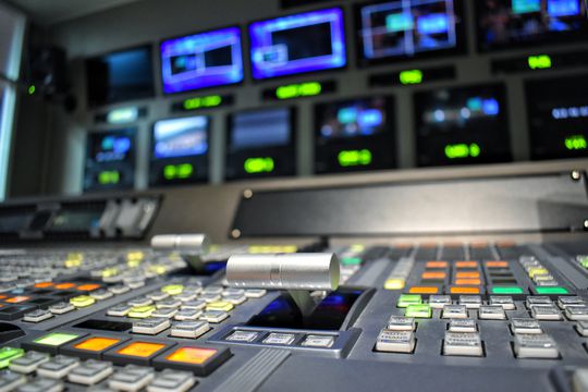 Posturile Orange Sport au devenit de astăzi indisponibile. Televiziunea dispare după 18 ani de activitate. / FOTO: Imago