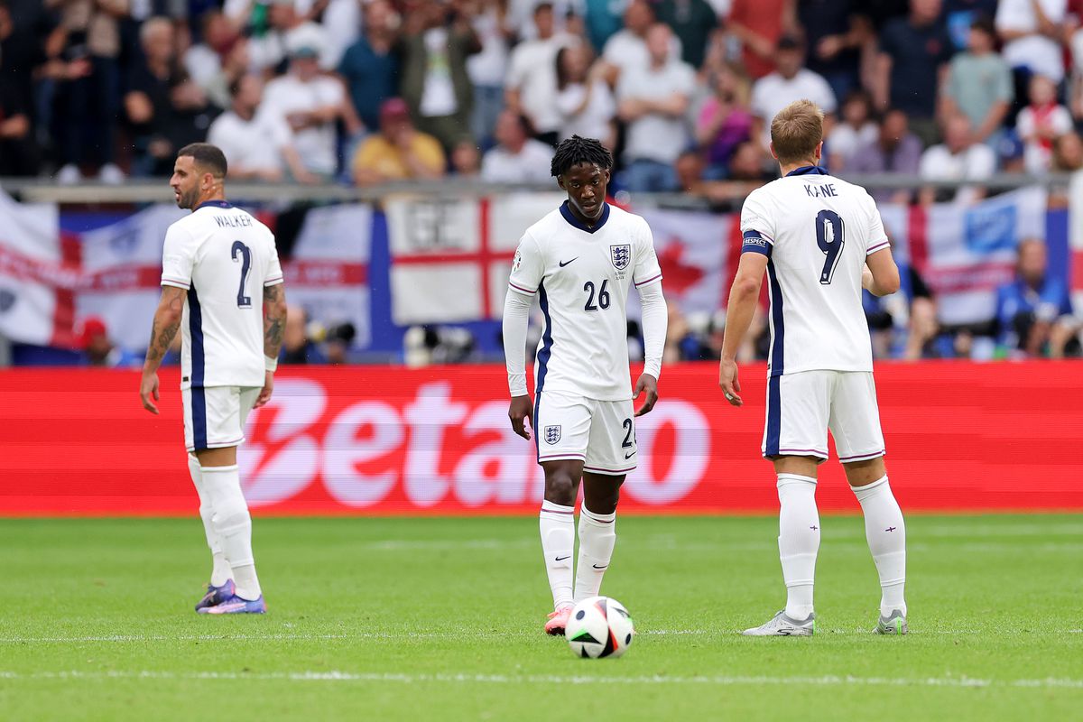 Lovit din toate părțile, Gareth Southgate a explicat de ce a întârziat schimbările în Anglia - Slovacia: „Știu că sună ridicol”