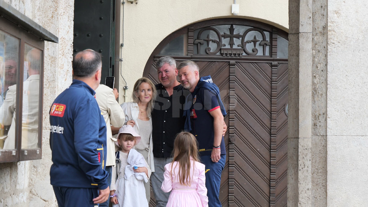 Edward Iordănescu a mers la Liturghie » Mesaj în fața a zeci de români: „Suntem creștini ortodocși, care se închină la Dumnezeu, nu la caracatiță”
