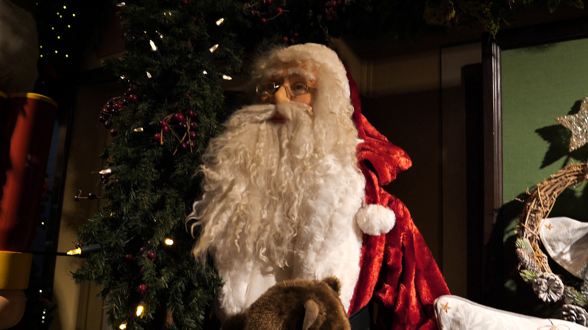 Reportaj GSP din singurul oraș din lume unde Crăciunul este sărbătorit zilnic!